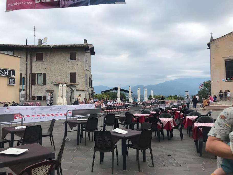 Garda Lake Attic Montinelle ภายนอก รูปภาพ