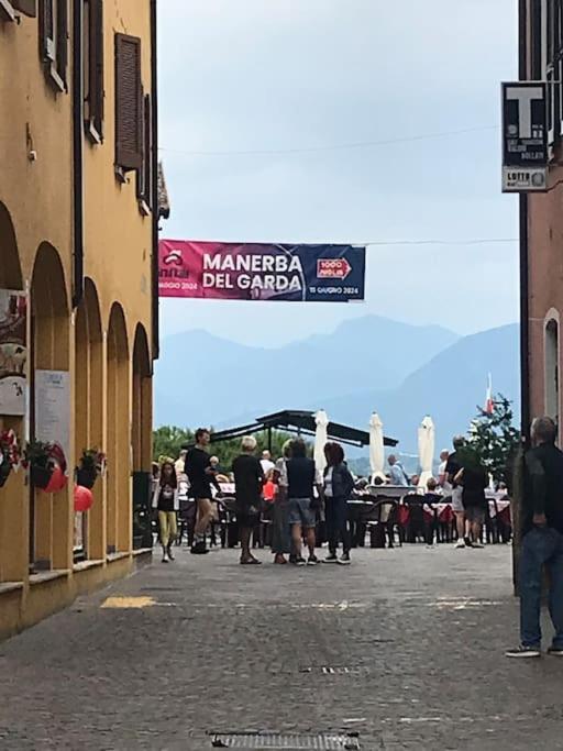 Garda Lake Attic Montinelle ภายนอก รูปภาพ